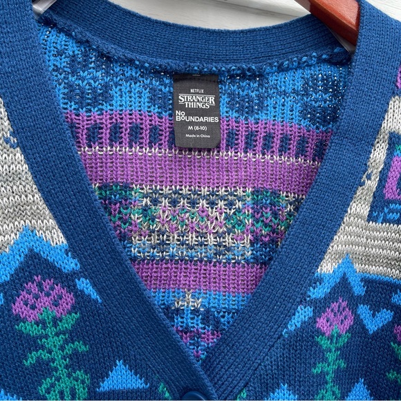 Netflix Stranger Things Slouchy Cardigan Scotty Terrier Women’s Medium NEW - Picture 2 of 7